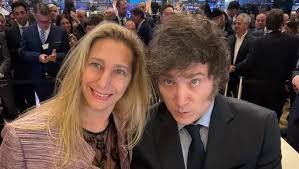 Duras críticas del Wall Street Journal y Financial Times hacia Karina Milei